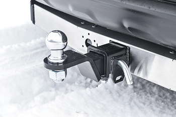 Фаркоп с нержавеющей накладкой Lexus NX 2014-2021 съемное крепление шара под американский квадрат