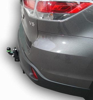 Фаркоп для TOYOTA Avensis 2013 F